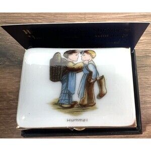 Vintage 1984 Hummel Trinket Pillbox Sewing Kit Glazed Porcelain Top 1”X1.5”X1”